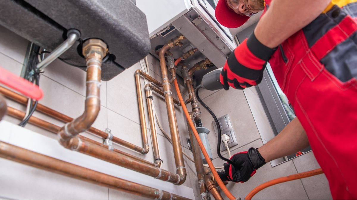 6 Signs Your Water Heater is Going to Explode [+Prevention]