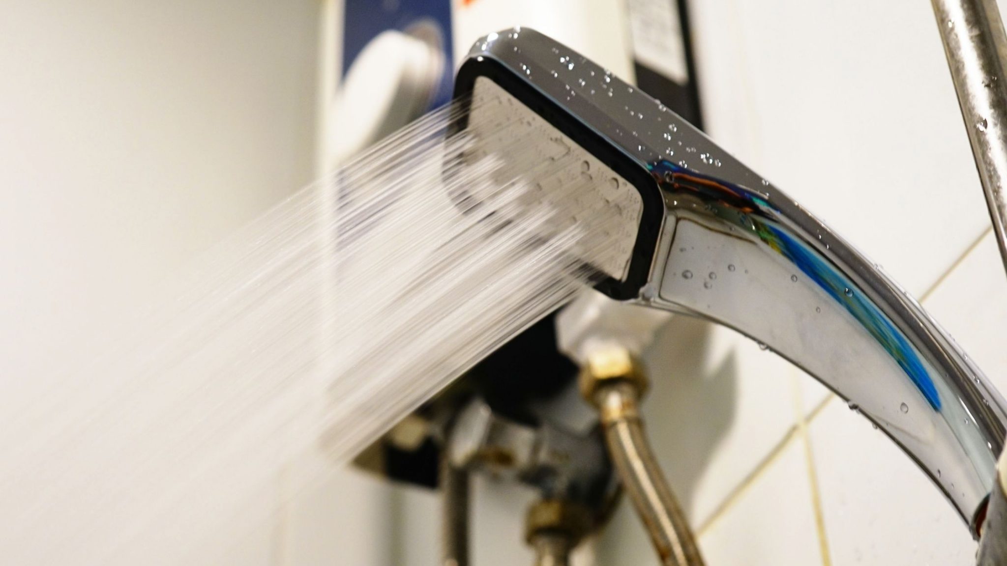 Getting Hot Water Faster From Tankless Water Heater HWT