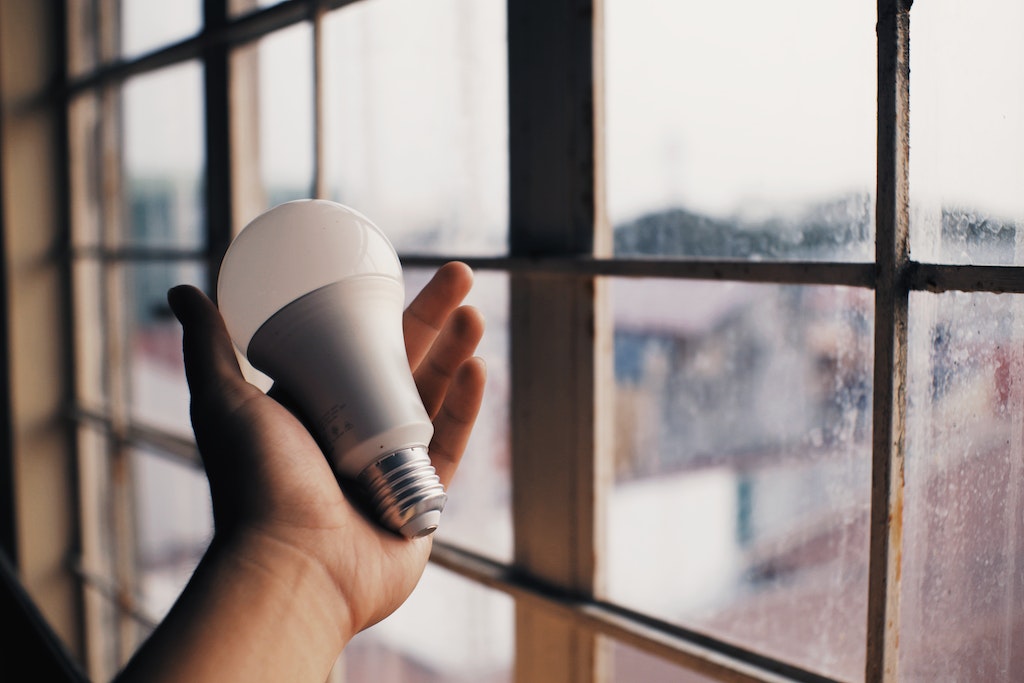 use led lights for energy savings