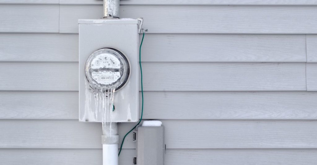 why tankless water heater freezes